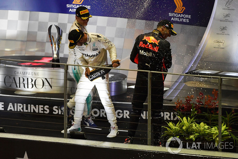 Podium: race winner Lewis Hamilton, Mercedes AMG F1, second place Daniel Ricciardo, Red Bull Racing, third place Valtteri Bottas, Mercedes AMG F1