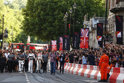 Fernando Alonso, McLaren, Stoffel Vandoorne, McLaren, Jolyon Palmer, Renault Sport F1 Team