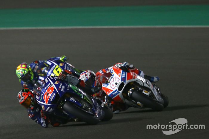 Maverick Viñales, Yamaha Factory Racing; Andrea Dovizioso, Ducati Team; Valentino Rossi, Yamaha Factory Racing