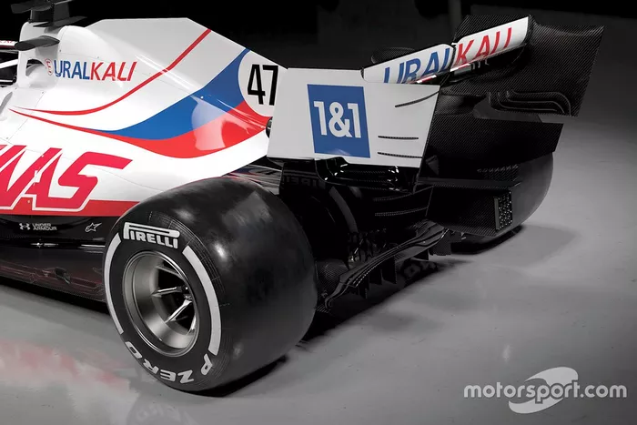 Haas VF-21