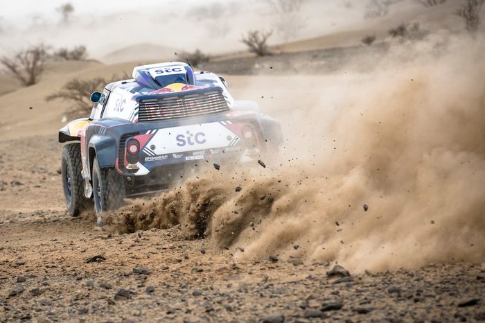 #300 X-Raid Mini JCW Team: Carlos Sainz, Lucas Cruz