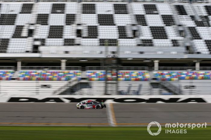 #88 WRT Speedstar Audi Sport Audi R8 LMS GT3, GTD: Mirko Bortolotti, Rolf Ineichen, Daniel Morad