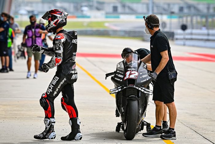 Maverick Viñales, Aprilia Racing Team