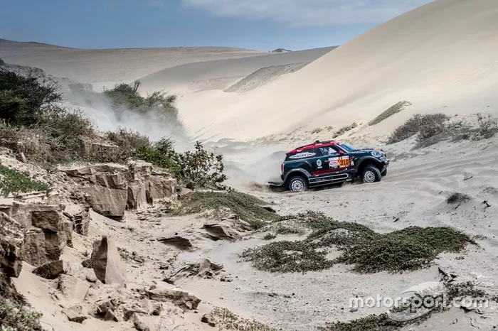 #310 X-Raid Team Mini: Orlando Terranova, Bernardo Graue