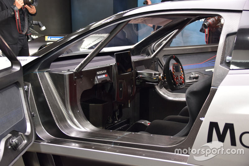 Nissan LEAF NISMO RC cockpit