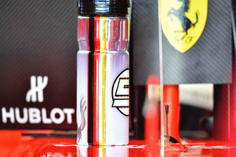 Sebastian Vettel, Ferrari water bottle