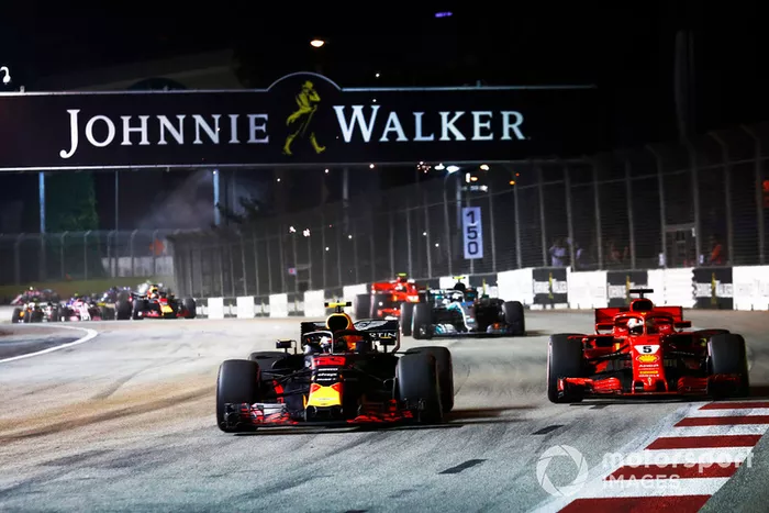 Acción al inicio del GP de Singapur
