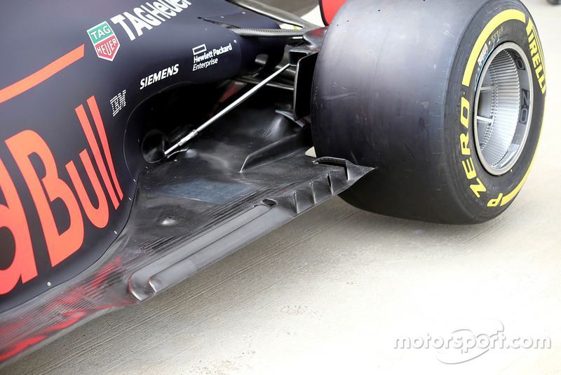 Red Bull Racing RB14, днище