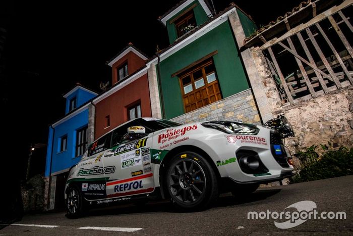 Óscar Sarabia - Juan Antonio Dertiano (Suzuki Swift Sport 1.4 Booster J)