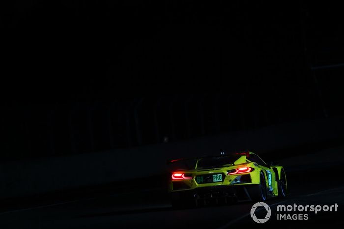 #64 Corvette Racing Chevrolet Corvette C8.R LMGTE Pro de Tommy Milner, Nick Tandy, Alexander Sims 