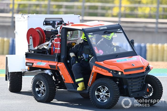 Moto de Mattia Casadei, Ongetta SIC58 Squadracorse después de la caída