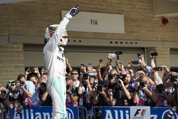 Race winner Lewis Hamilton, Mercedes AMG F1