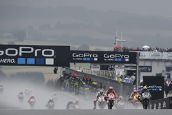 Valentino Rossi, Yamaha Factory Racing; Andrea Dovizioso, Ducati Team