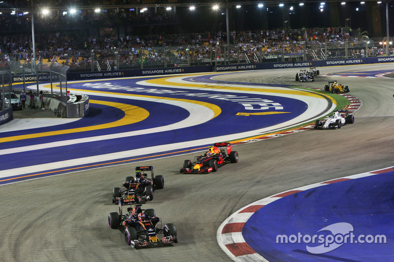Daniil Kvyat, Scuderia Toro Rosso STR11