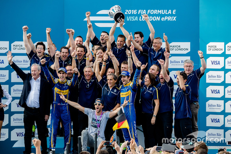 London, Sonntagsrennen: 1. Nicolas Prost, Meister Sebastien Buemi