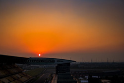 Sonnenuntergang am Shanghai Circuit