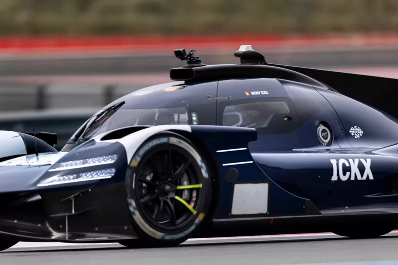 Jacky Ickx, Genesis Magma Racing