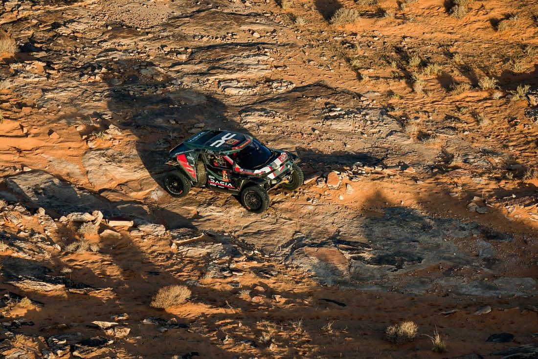 #299 Dacia Sandriders Dacia: Nasser Al-Attiyah, Fabian Lurquin