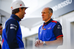 Pierre Gasly, Toro Rosso, avec Franz Tost, Team Principal, Toro Rosso