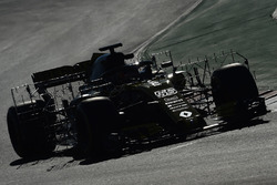 Карлос Сайнс-мол., Renault Sport F1 Team RS18