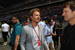 Nico Rosberg, Mercedes-Benz Ambassador on the grid