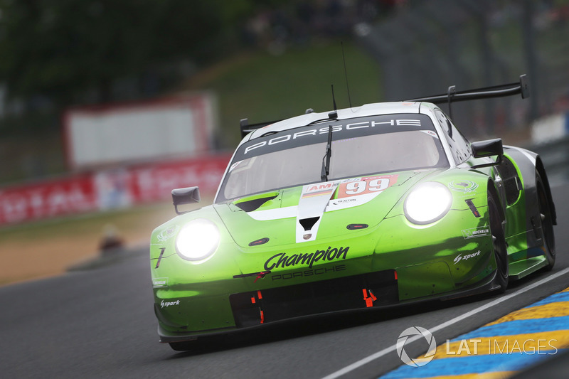 #99 Dempsey Proton Competition Porsche 911 RSR: Patrick Long, Tim Pappas, Spencer Pumpelly