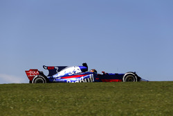 Brendon Hartley, Scuderia Toro Rosso STR12 avec une casse moteur