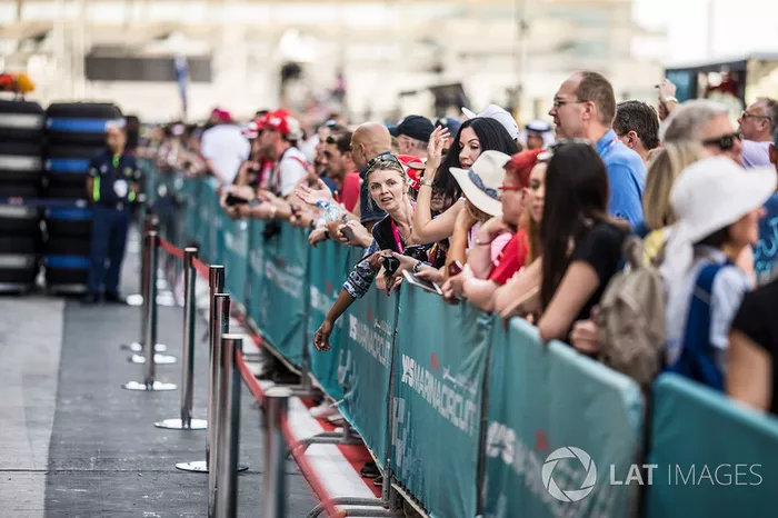 Fans
