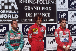 Podium: winnaar Alain Prost, McLaren, tweede Ivan Capelli, Letyton House, derde Ayrton Senna, McLare