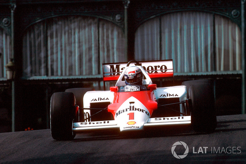 1986: McLaren MP4/2C TAG-Porsche (четыре победы, 2-е место в КК)
