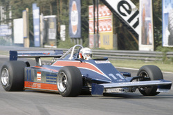 Еліо де Анджеліс, Team Lotus 81B