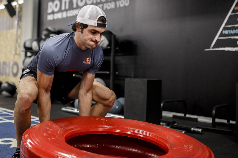 Carlos Sainz Jr., Scuderia Toro Rosso entrenando