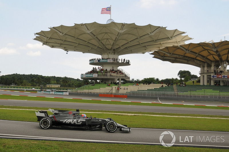 O melhor resultado de Romain Grosjean em Suzuka é um terceiro lugar. O francês nunca largou na pole position e tem um abandono