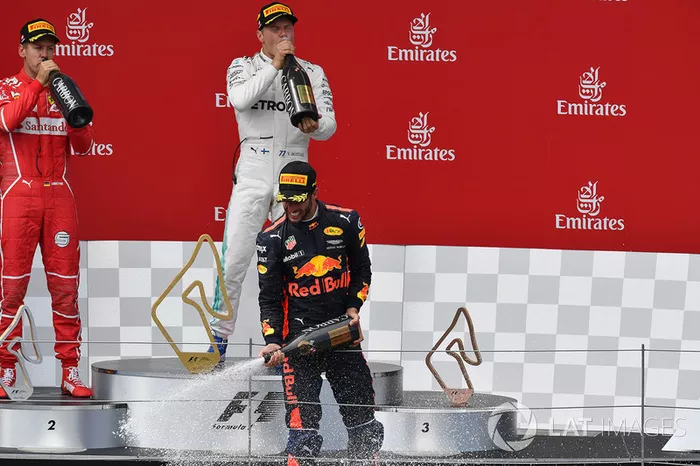 Podyum: Yarış galibi Valtteri Bottas, Mercedes AMG F1, 2. Sebastian Vettel, Ferrari, 3. Daniel Ricciardo, Red Bull Racing