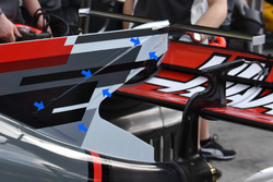 Haas F1 Team, VF-17: Finne