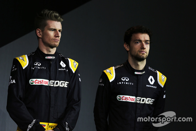 (Зліва направо): Ніко Хюлькенберг, Renault Sport F1 Team, Джоліон Палмер, Renault Sport F1 Team