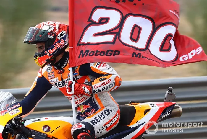 En Aragón, Marc disputó su gran premio 200º y se convirtió en el piloto más joven en alcanzar esa cifra. Tenía 26 años y 217 días.