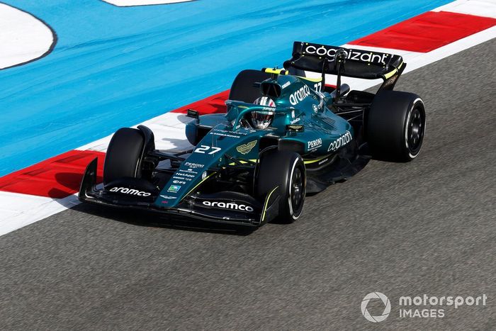 Nico Hulkenberg, Aston Martin AMR22