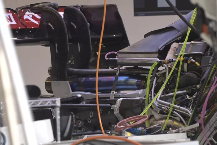 Detalle del motor del Alfa Romeo Racing C41