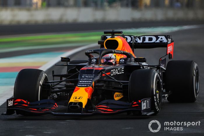 Max Verstappen, Red Bull Racing RB16B