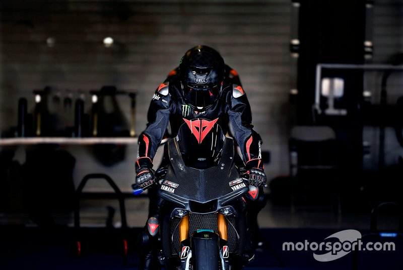 Lewis Hamilton teste la Yamaha Superbike
