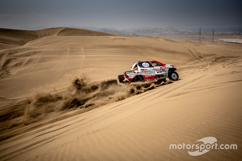 #301 Toyota Gazoo Racing SA: Nasser Al-Attiyah, Matthieu Baumel