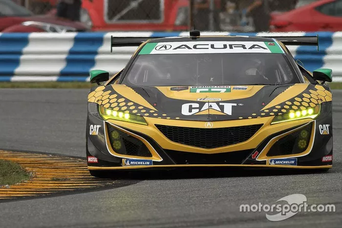 #57 Meyer Shank Racing w/ Curb-Agajanian Acura NSX GT3, GTD: Jackie Heinricher, Katherine Legge, Ana Beatriz, Simona De Silvestro, Christina Nielsen