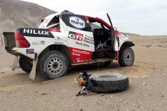 #302 Toyota Gazoo Racing Toyota Hilux: Giniel de Villiers, Dirk von Zitzewitz