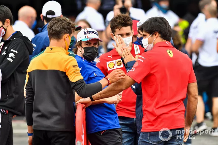 Lando Norris, McLaren, Fernando Alonso, Alpine F1, Charles Leclerc, Ferrari, Carlos Sainz Jr., Ferrari