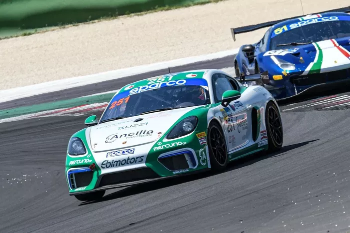 Mattia Di Giusto, Riccardo Pera, Ebimotors, Porsche 718 Cayman GT4:
