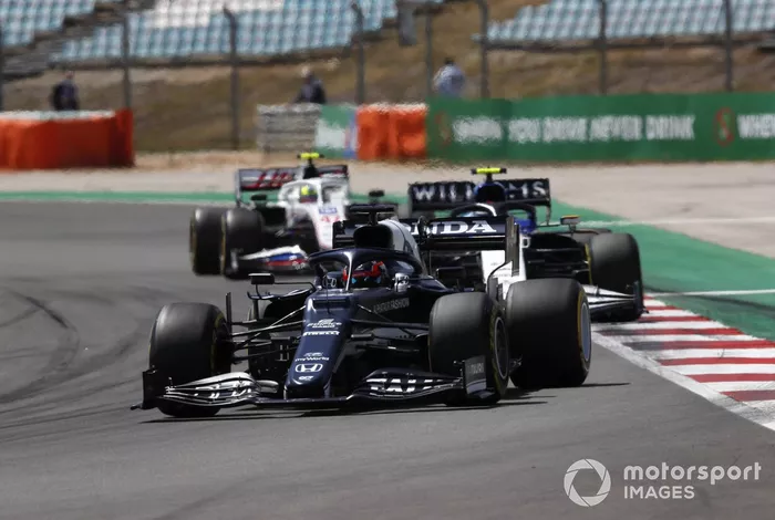 Yuki Tsunoda, AlphaTauri AT02, Nicholas Latifi, Williams FW43B, Mick Schumacher, Haas VF-21