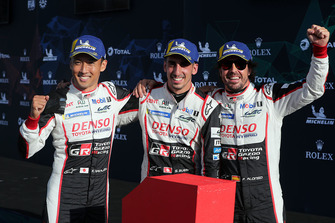 Race winner #8 Toyota Gazoo Racing Toyota TS050: Sebastien Buemi, Kazuki Nakajima, Fernando Alonso