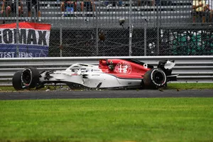 Marcus Ericsson, Sauber C37 crash