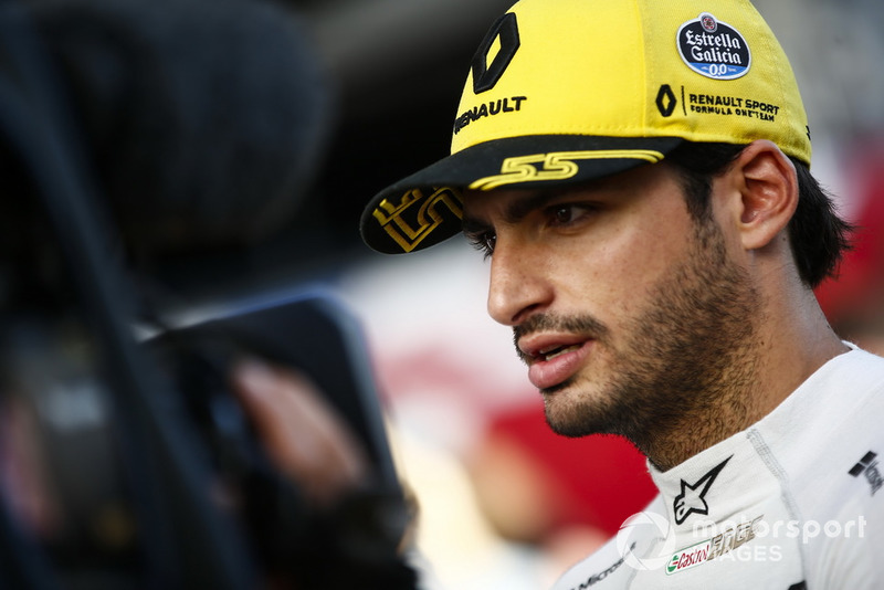 Carlos Sainz Jr: Renault Sport F1 Team - 6 puan